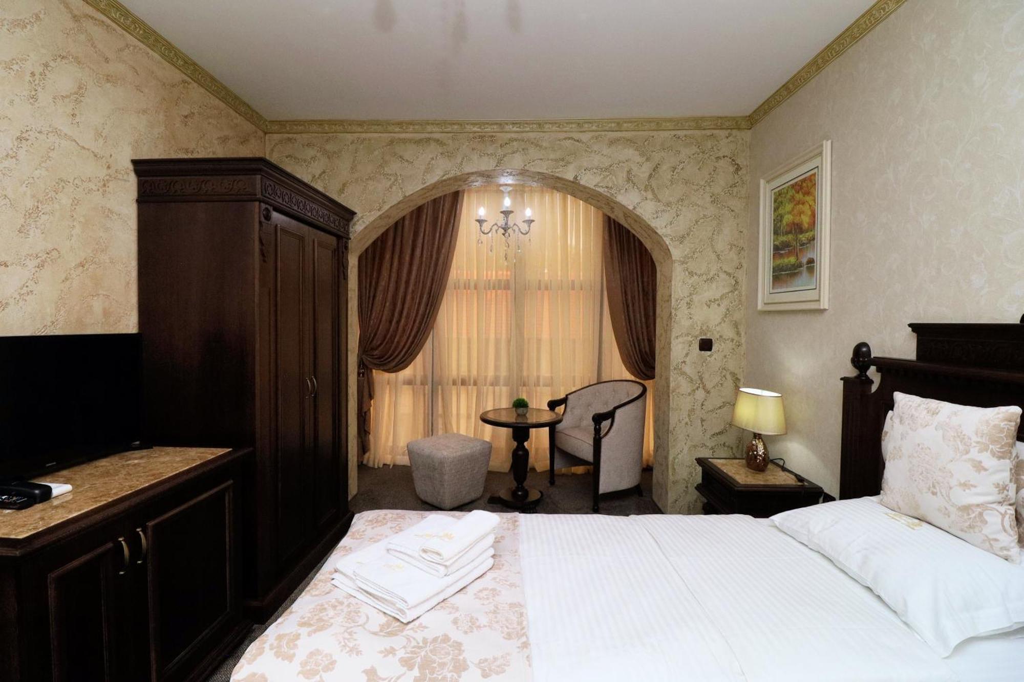 Asa Boutique Hotel Haskovo Bagian luar foto