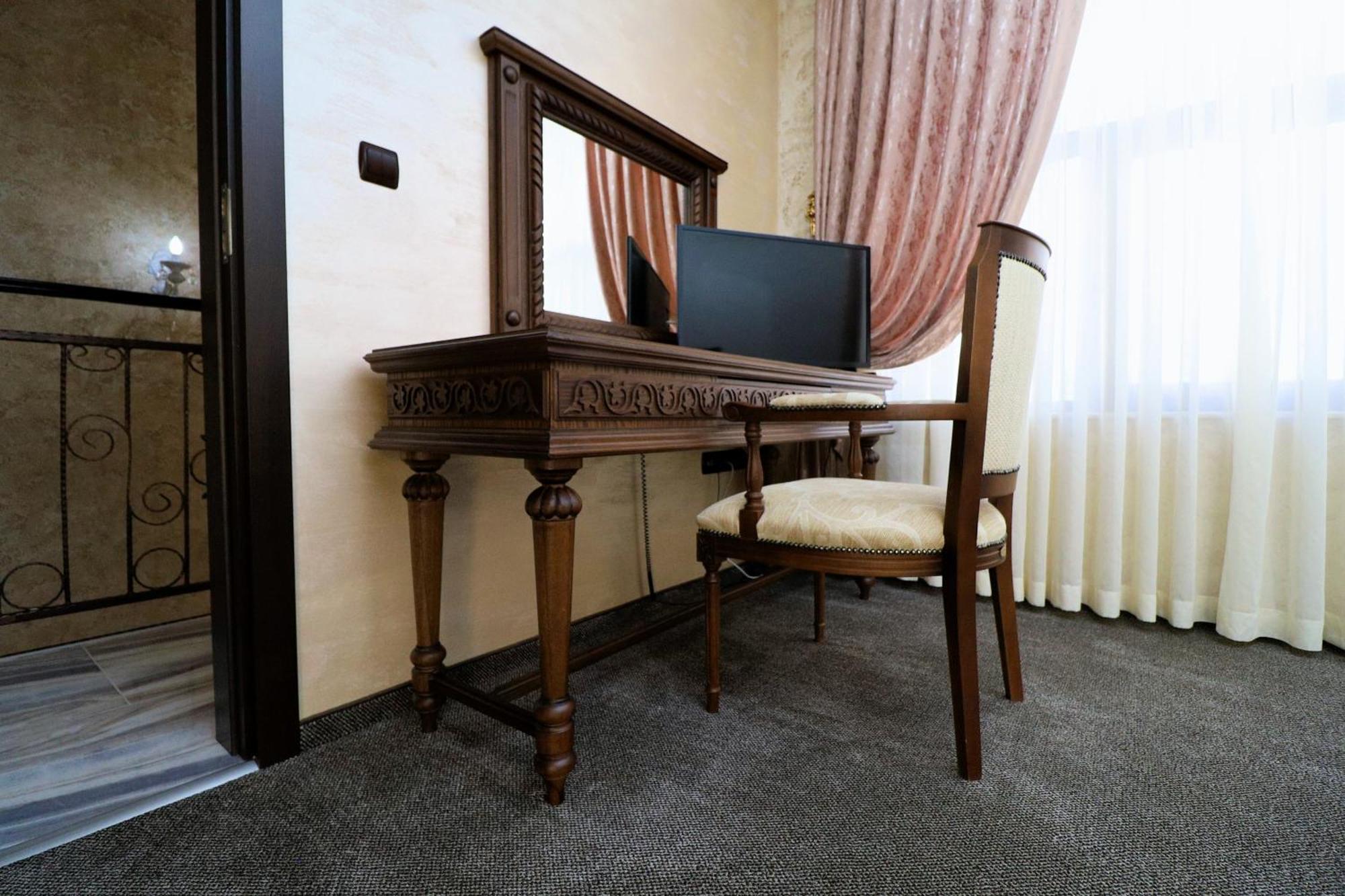 Asa Boutique Hotel Haskovo Bagian luar foto